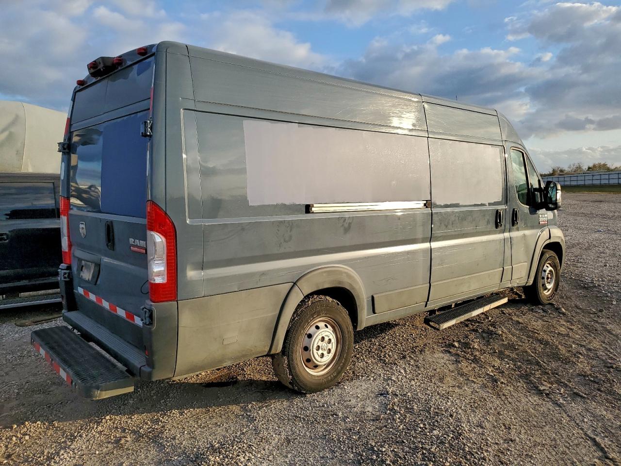 Ram Promaster 3500 High Image 2