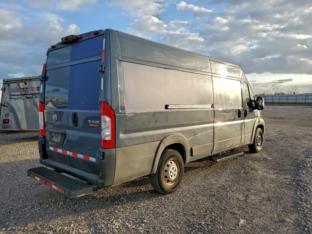 Ram Promaster 3500 High Image 2