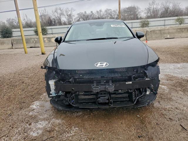 Hyundai SONATA Hybrid Image 4