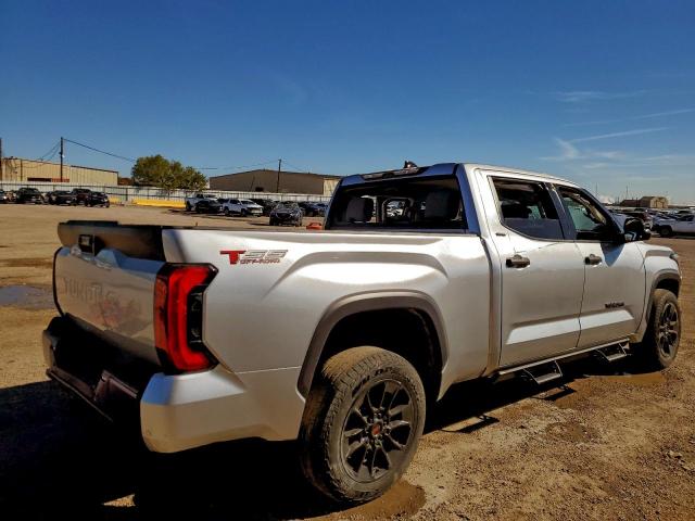 Toyota Tundra Crewmax Sr5 Image 2
