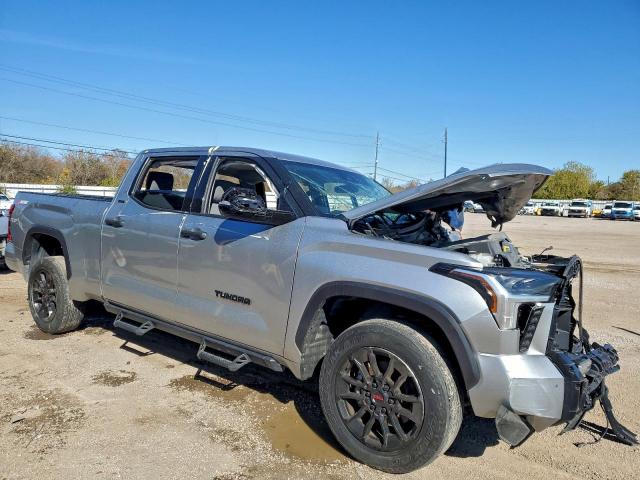 Toyota Tundra Crewmax Sr5 Image 5