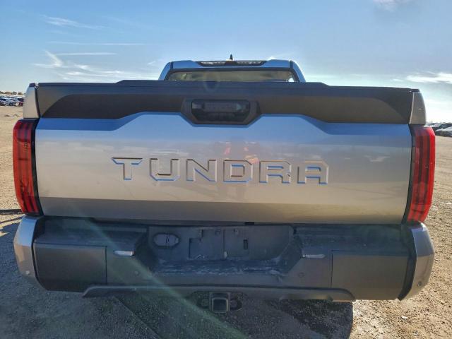 Toyota Tundra Crewmax Sr5 Image 6