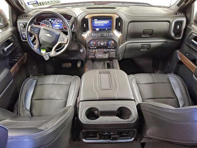 Chevrolet Silverado K1500 High Country Image 3