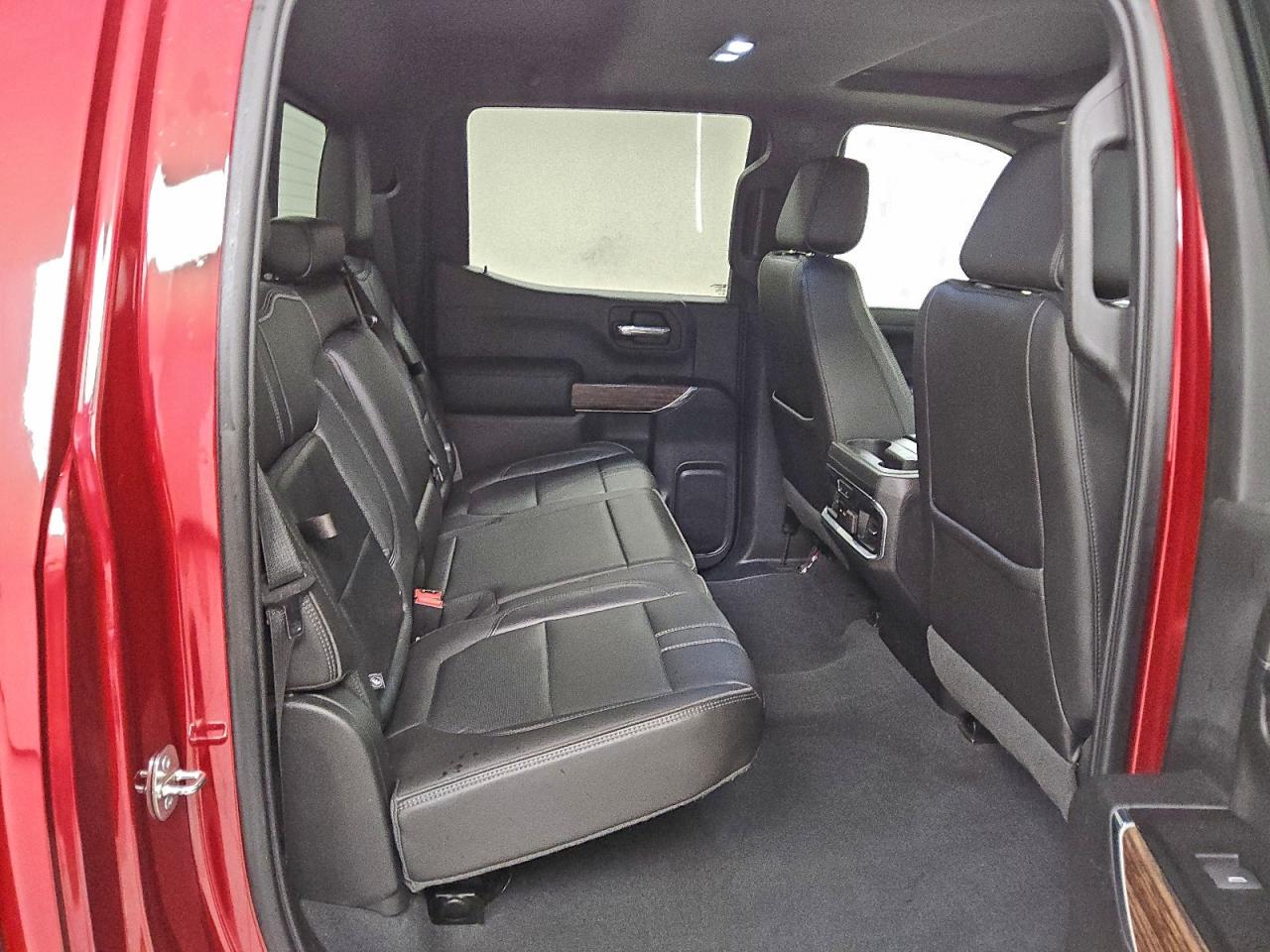 Chevrolet Silverado K1500 High Country Image 11