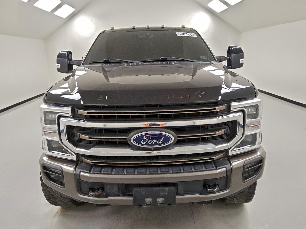 Ford F-250 Super Duty Image 8