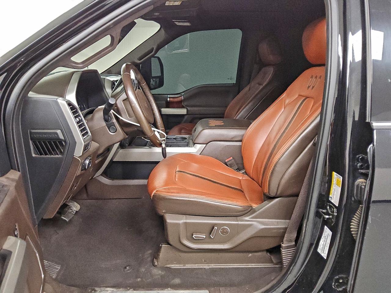 Ford F-250 Super Duty Image 6