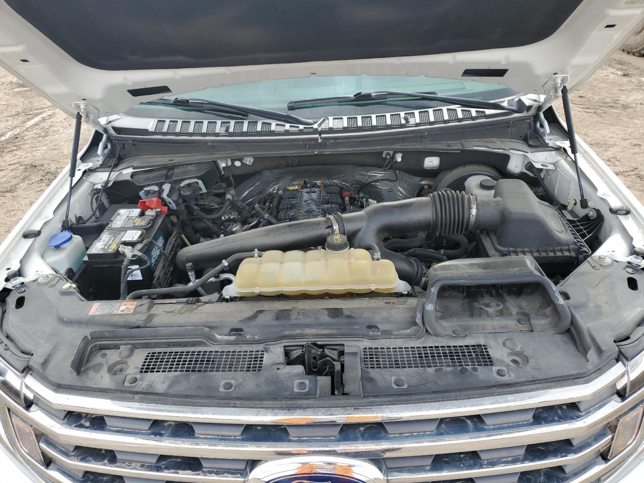 Ford Expedition Xlt Image 8