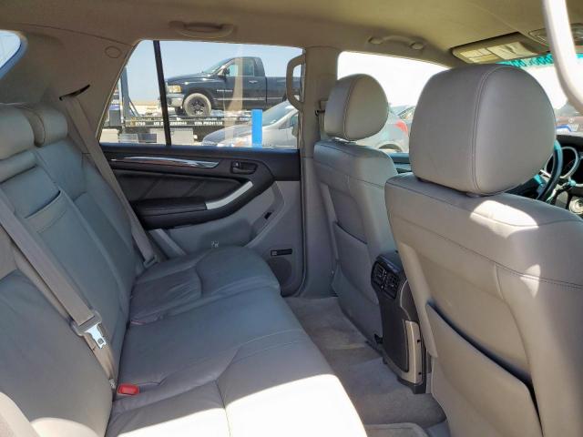 Toyota 4Runner Limited Image 7