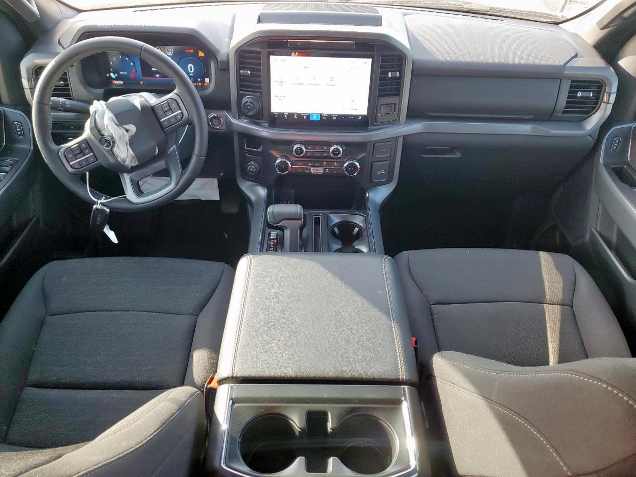 Ford F-150 Xlt Image 8