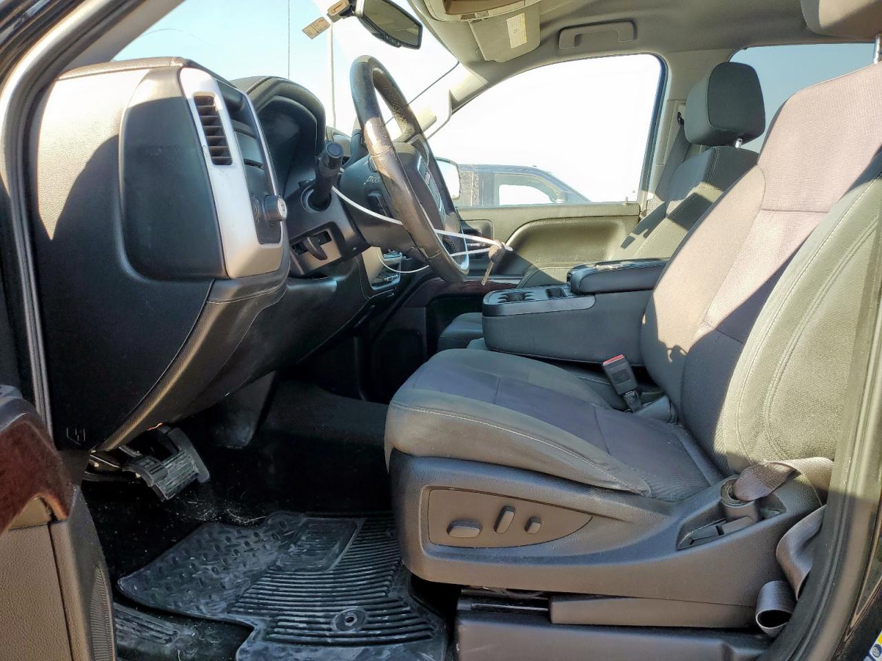 GMC Sierra C1500 Sle Image 4