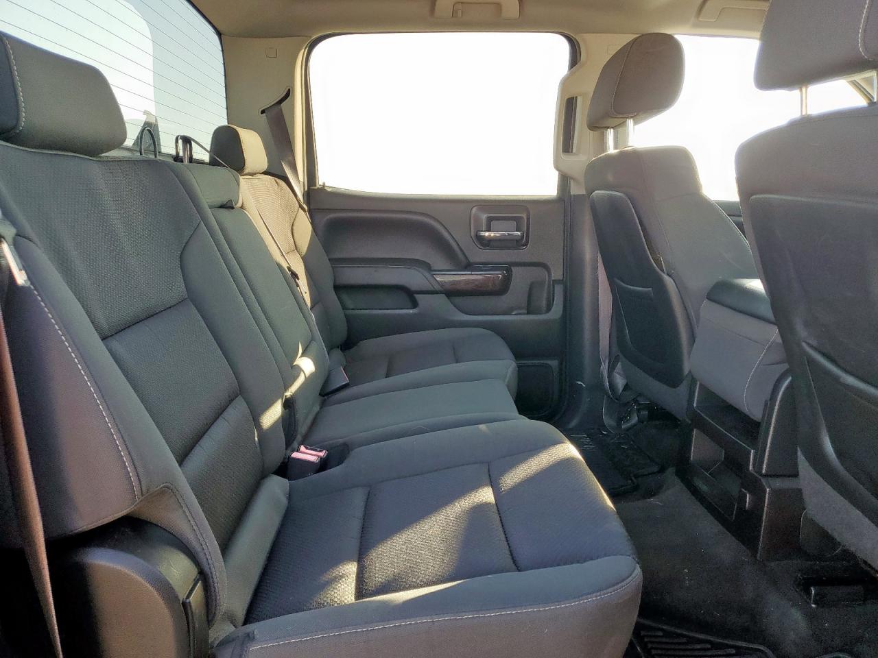 GMC Sierra C1500 Sle Image 8