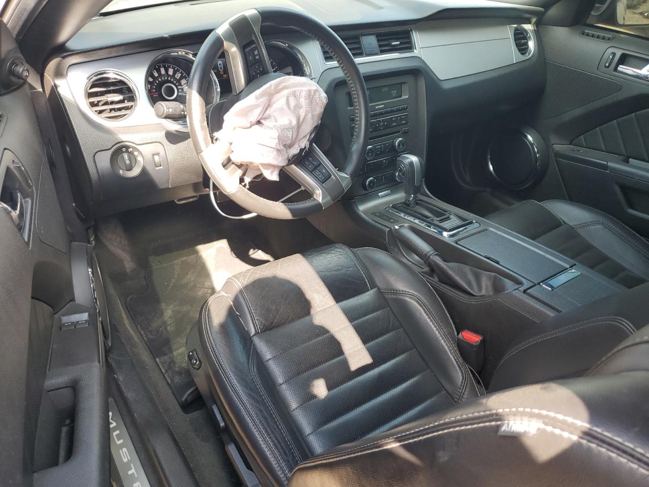 Ford Mustang Gt Image 9