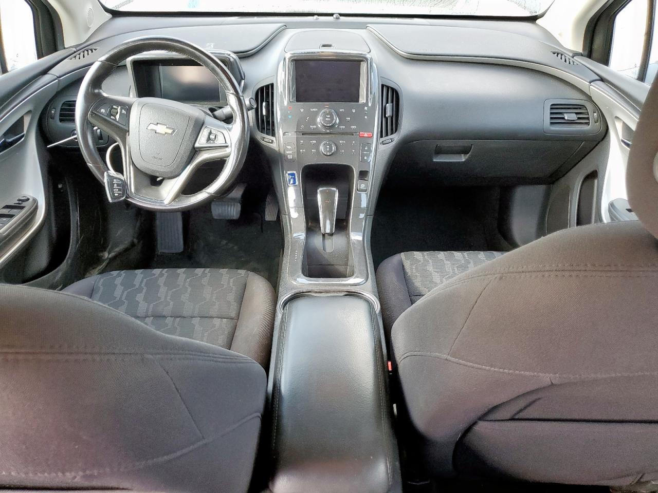 Chevrolet Volt Image 4