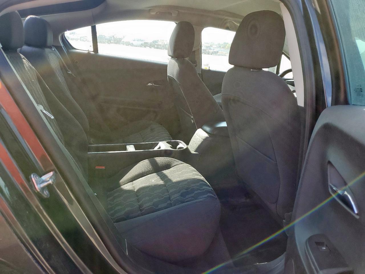 Chevrolet Volt Image 6