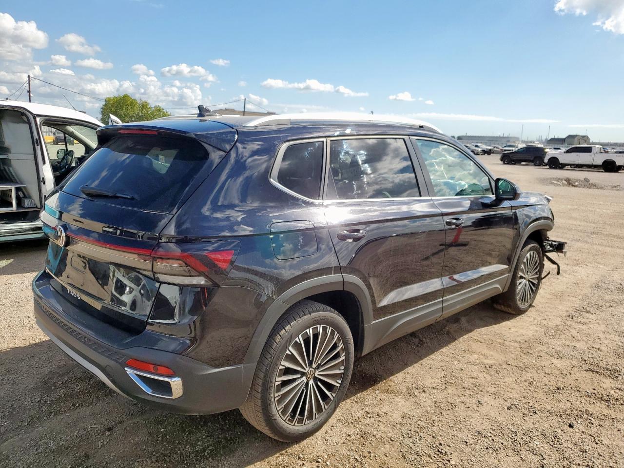 Volkswagen Taos Se Image 7