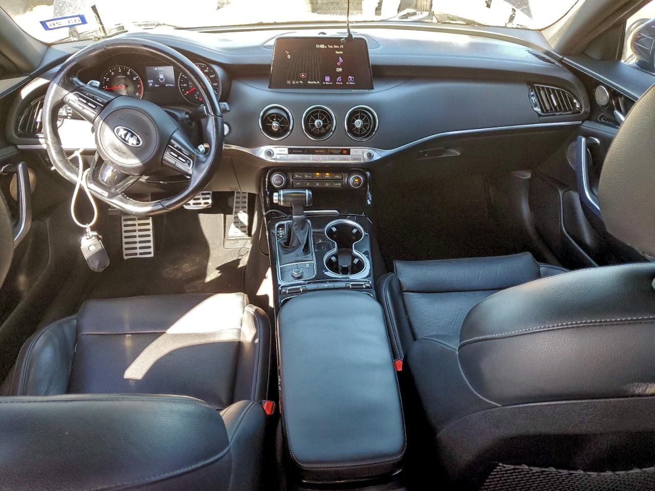 Kia Stinger Image 13