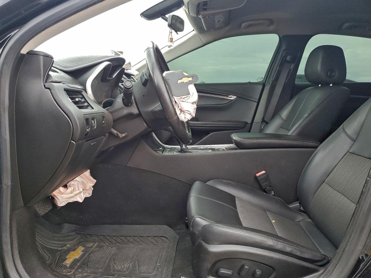 Chevrolet Impala Lt Image 3