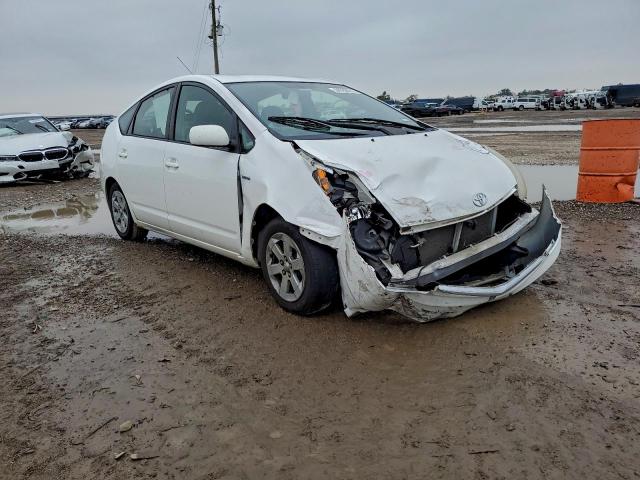 Toyota Prius Image 8