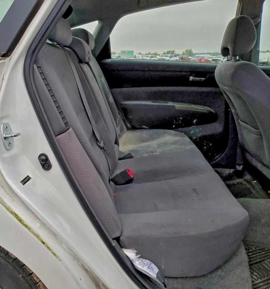 Toyota Prius Image 6