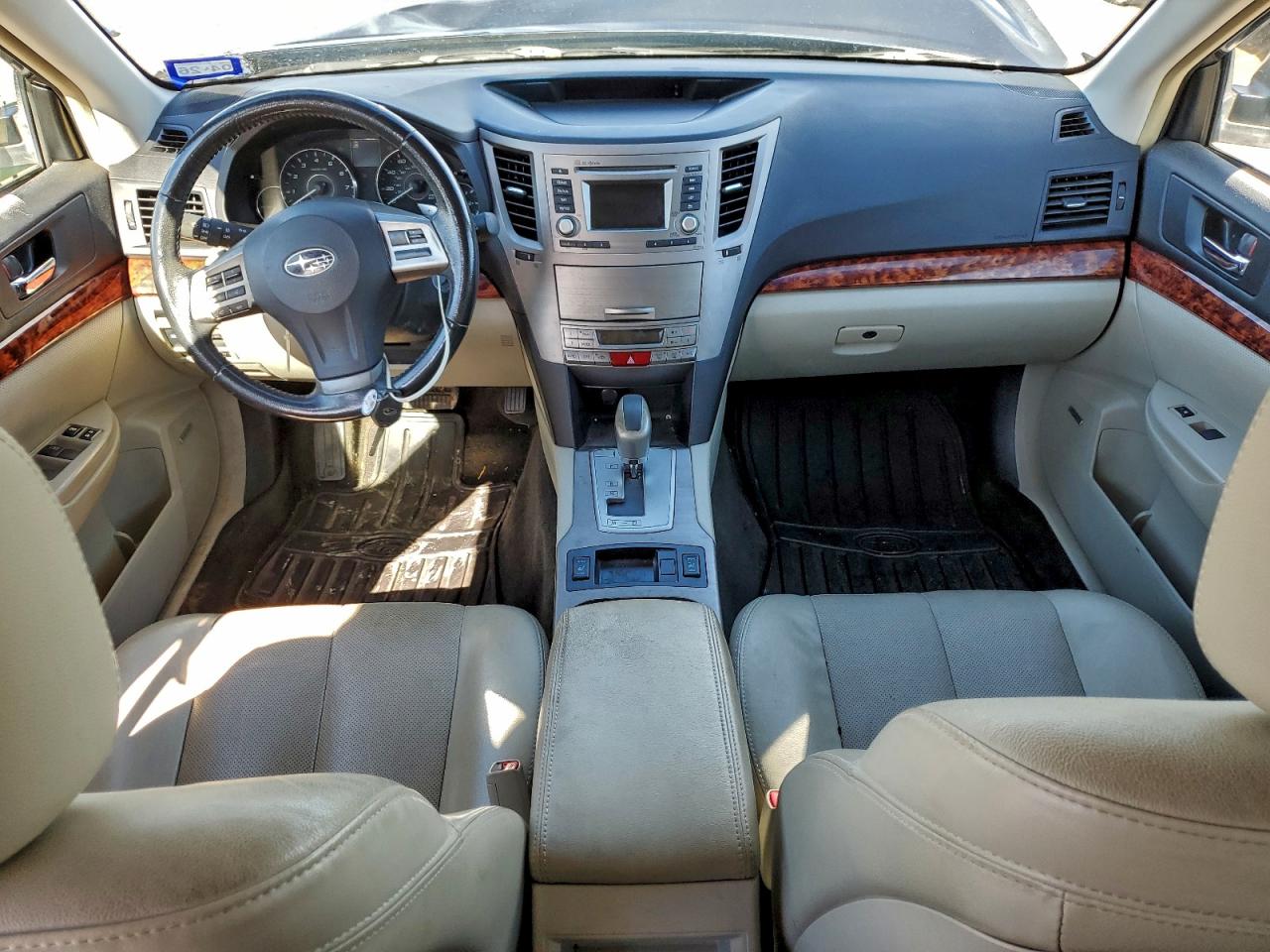 Subaru Outback 2.5i Limited Image 7