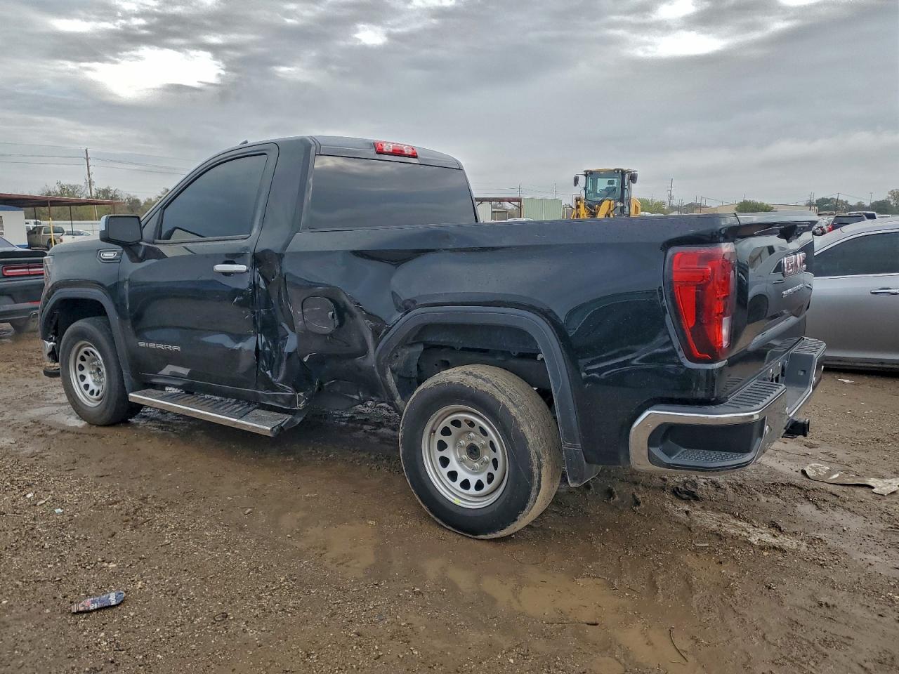 GMC Sierra C1500 Image 10