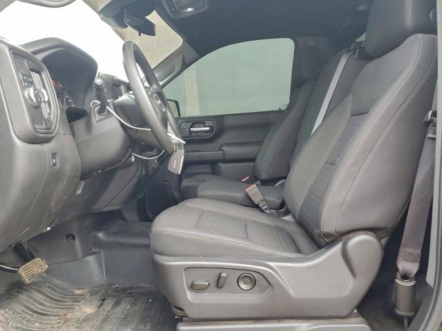 GMC Sierra C1500 Image 4