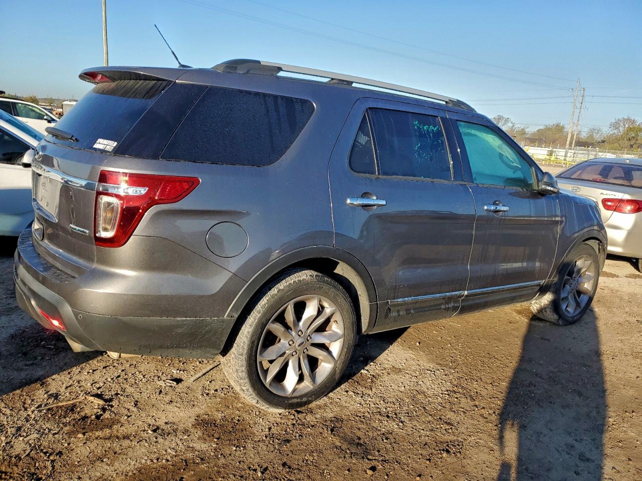 Ford Explorer Limited Image 10