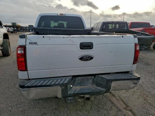 Ford F-250 Super Duty Image 6