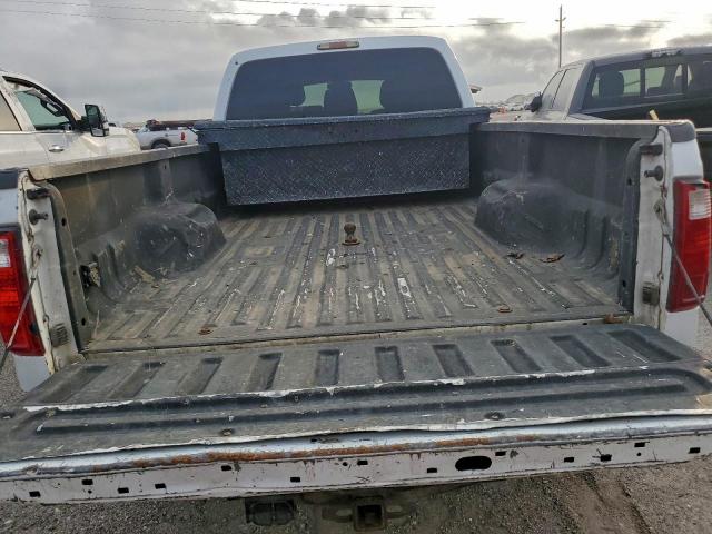 Ford F-250 Super Duty Image 12