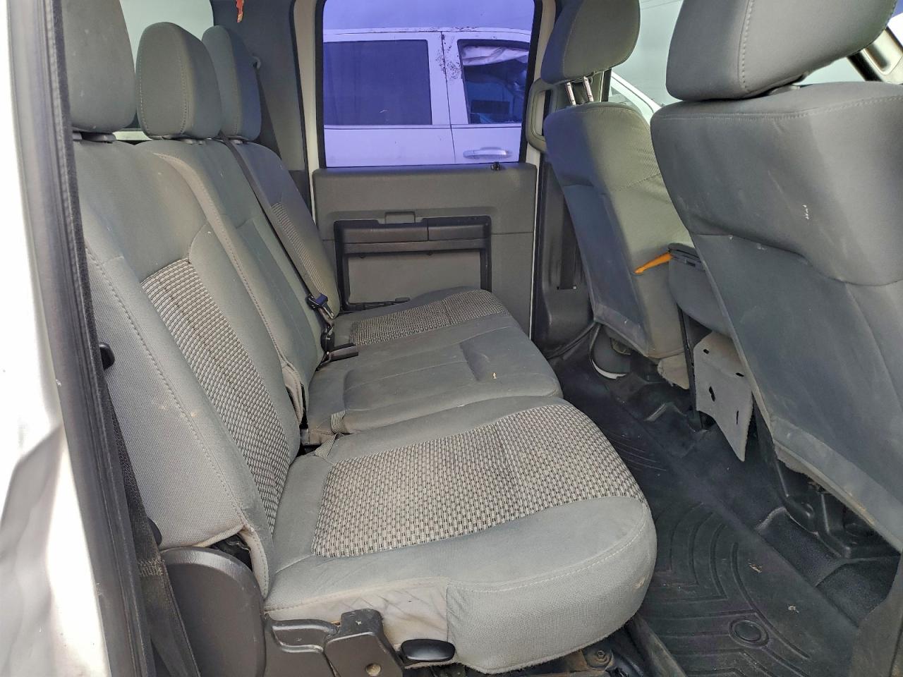 Ford F-250 Super Duty Image 10