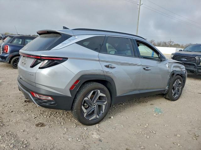 Hyundai TUCSON Limited Image 3