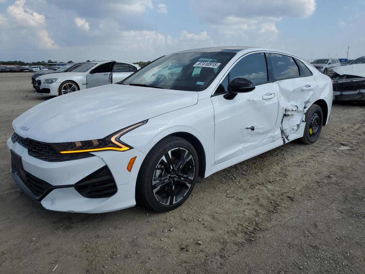 Kia K5 Gt Line Image 1