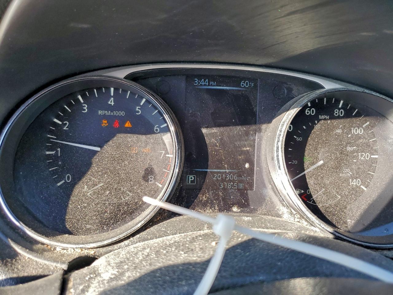 Nissan Rogue S Image 7