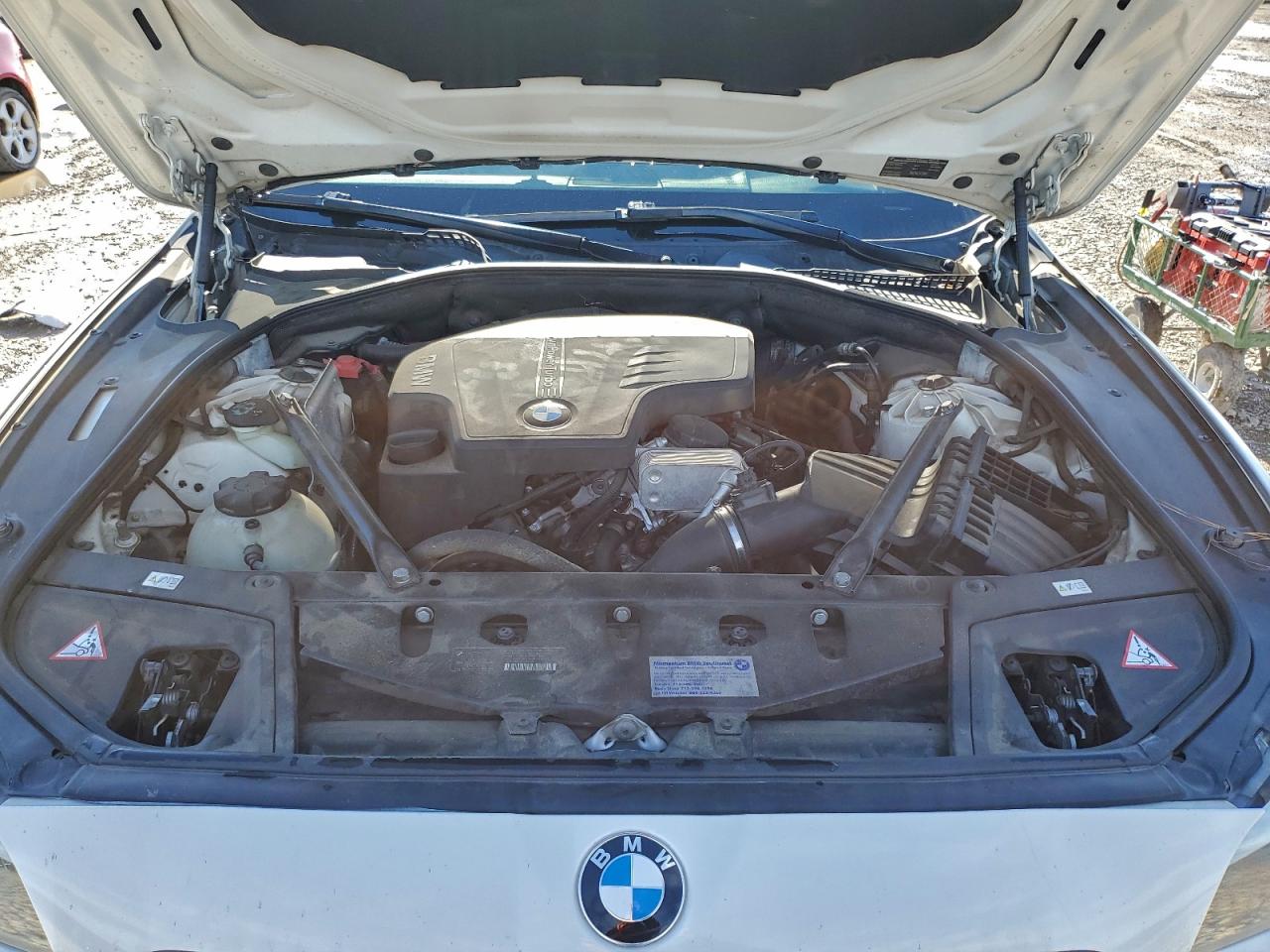 BMW 5 Series I Image 2