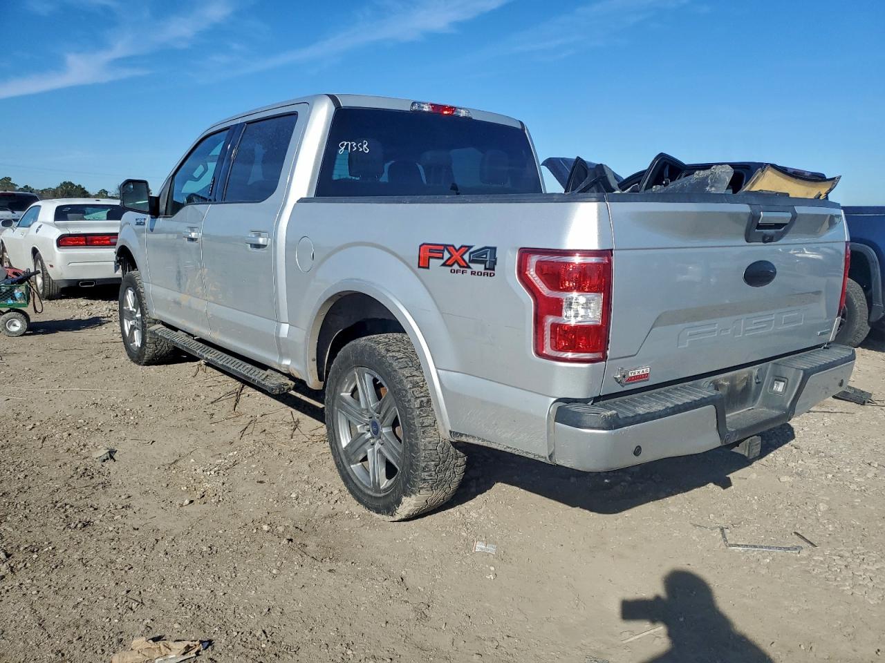 Ford F-150 Supercrew Image 7