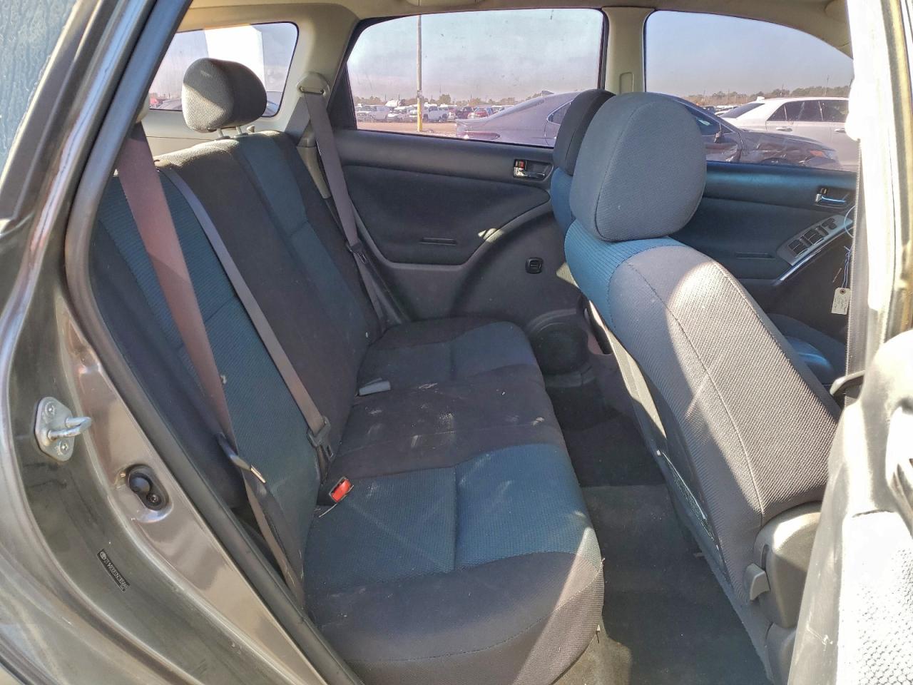 Toyota Matrix Xr Image 9